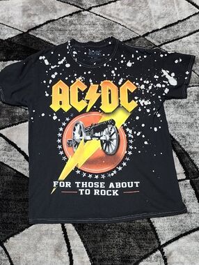 AC/DC "FOR THOSE ABOUT TO ROCK" BLACK SPLATTERED GRAPHIC CREWNECK TEE-SHIRT